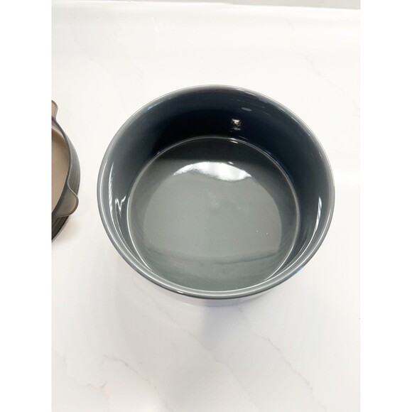 Pampered Chef 8” Quick Cooker Ceramic Pot #100043 with Silicone Lid New - Picture 2 of 4